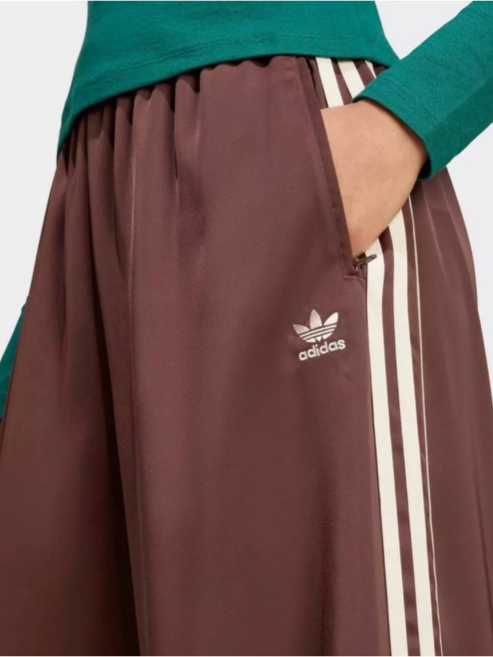 NWT Women’s Adidas Originals Firebird Loose Track Pants, size XL - Picture 3 of 11